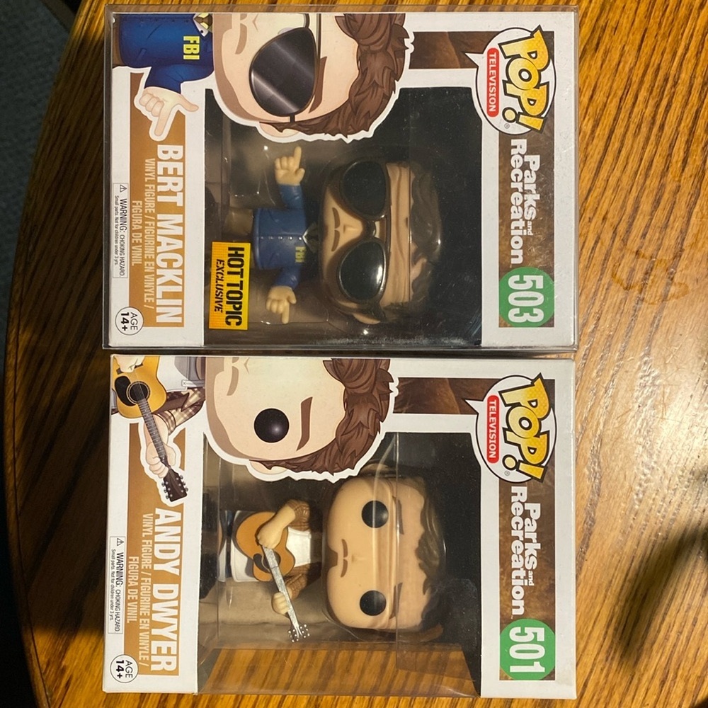 New and in great shape! Parks and Recreation Funko Pop figures
